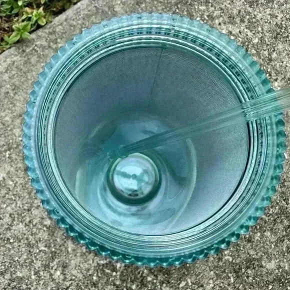 Starbucks Spring 2022 Iridescent Mermaid Scales Tumbler (Cold Cup) - Venti 24 oz - Picture 3 of 5